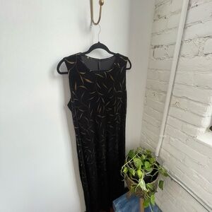 Vintage Gold Leaf and Black Velvet-Look Dress no tags